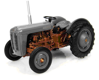 Universal Hobbies Massey FE 35 Model Tractor